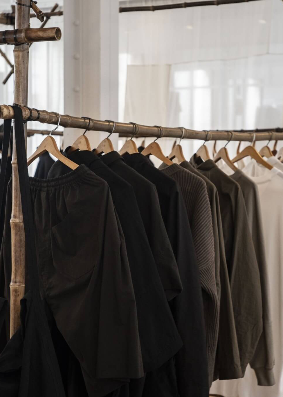“JAN JAN VAN ESSCHE” Buying in Paris / 20SS