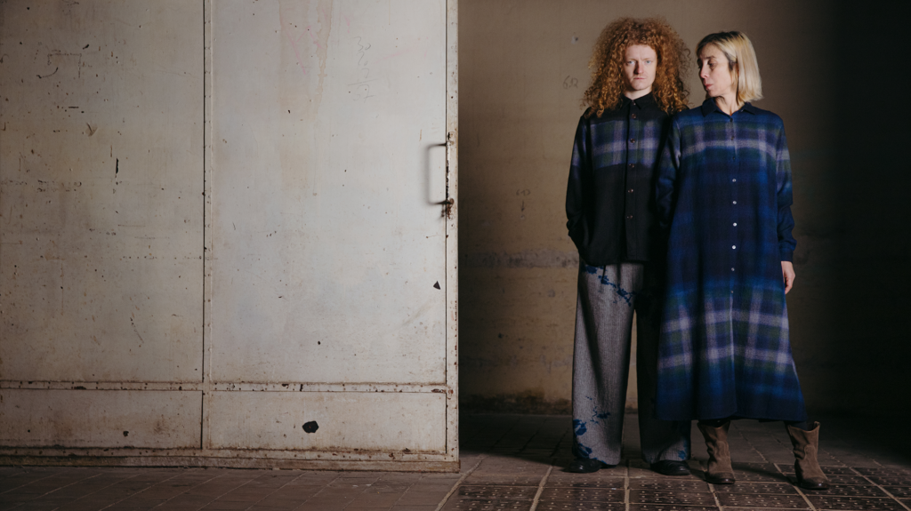 最終値下 SUZUSAN ウールストール 大判 鳴海絞り 最終値下 SUZUSAN ウールストール 大判 鳴海絞り - メルカリ